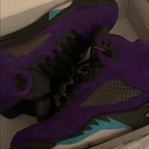 Jordan fives - Picture 3 of 3